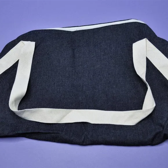 NWOT Private Party "Will Workout for Cupcakes" Denim Gym Bag - Picture 4 of 10